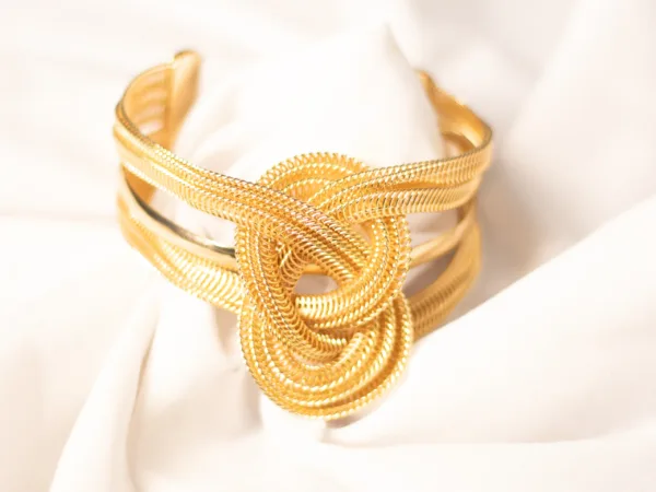 Handmade Bracelet for Girls with Unique Glossy Gold Finish