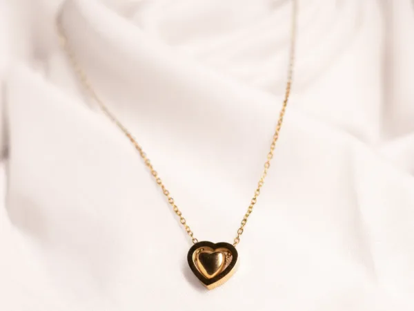 White Heart Pendant Necklace For Women