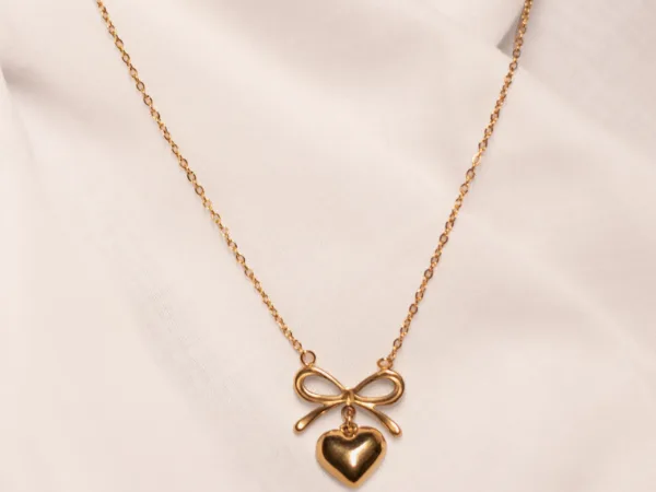 Gold-Plated Heart Pendant Chain Necklace, Anti Tarnish Pendant
