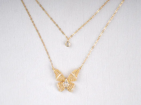 Italian layer butterfly with studs