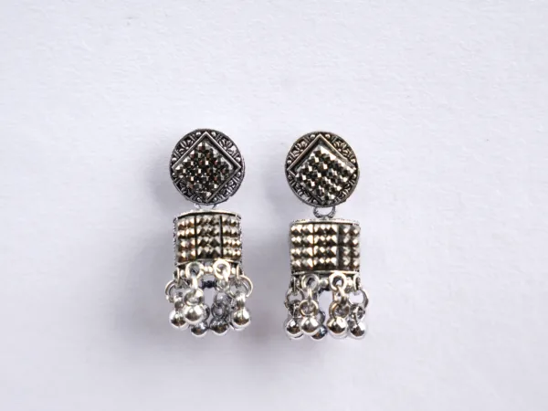 Vintage Glamour Square Dangle Earrings